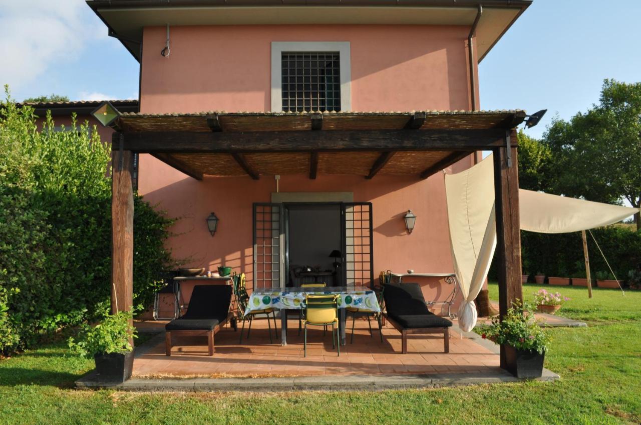 Casale Vicino Al Golf Nazionale Acomodação com café da manhã Monterosi Exterior foto