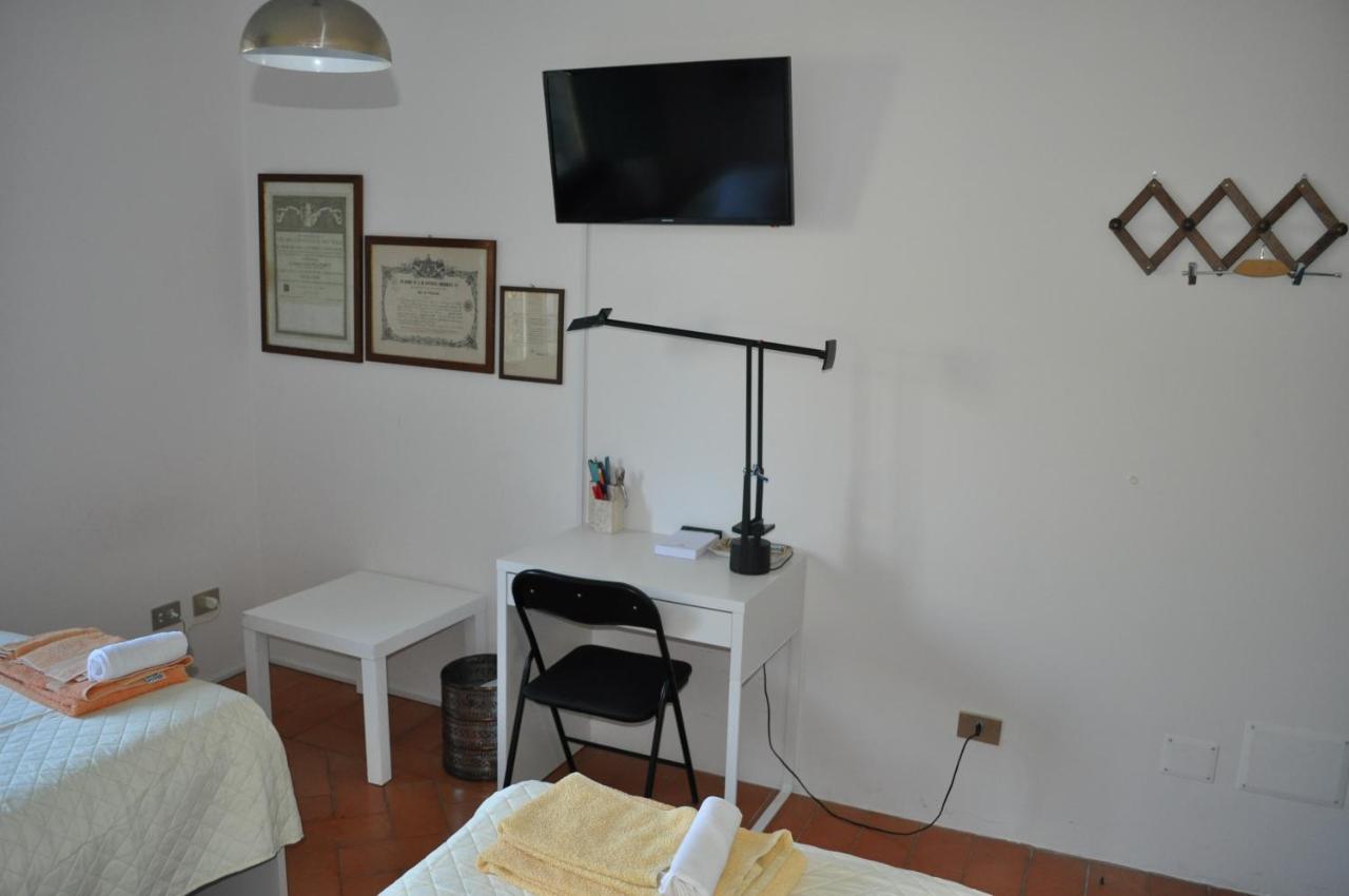 Casale Vicino Al Golf Nazionale Acomodação com café da manhã Monterosi Exterior foto