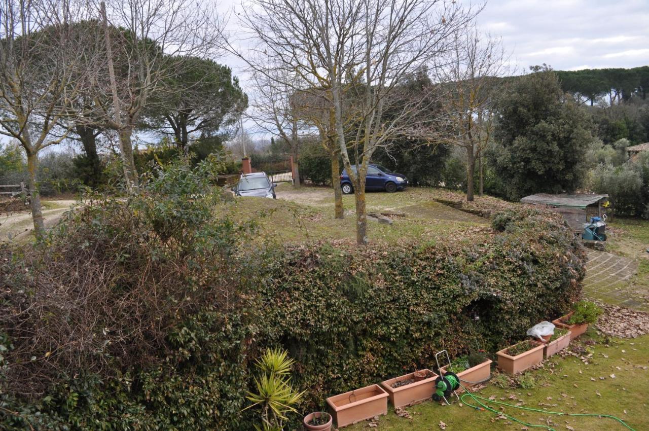 Casale Vicino Al Golf Nazionale Acomodação com café da manhã Monterosi Exterior foto